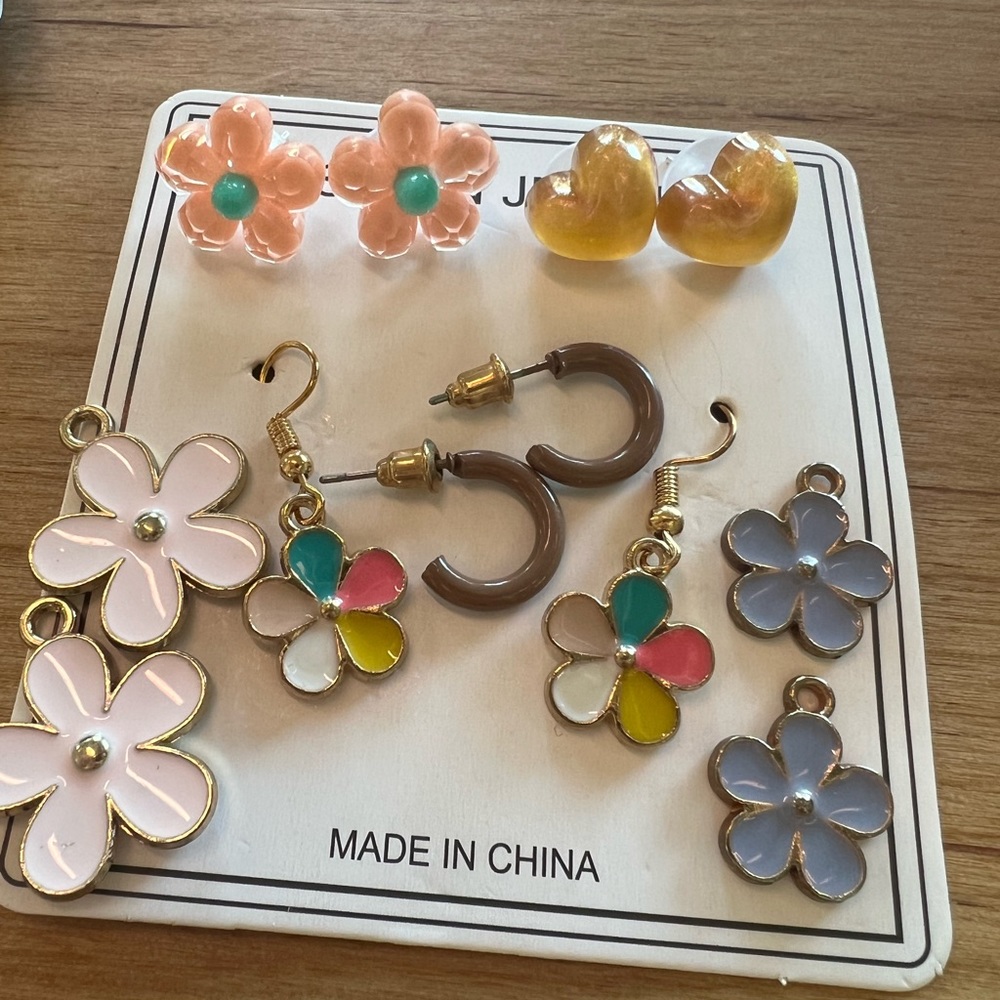 Pastel earrings, bundle